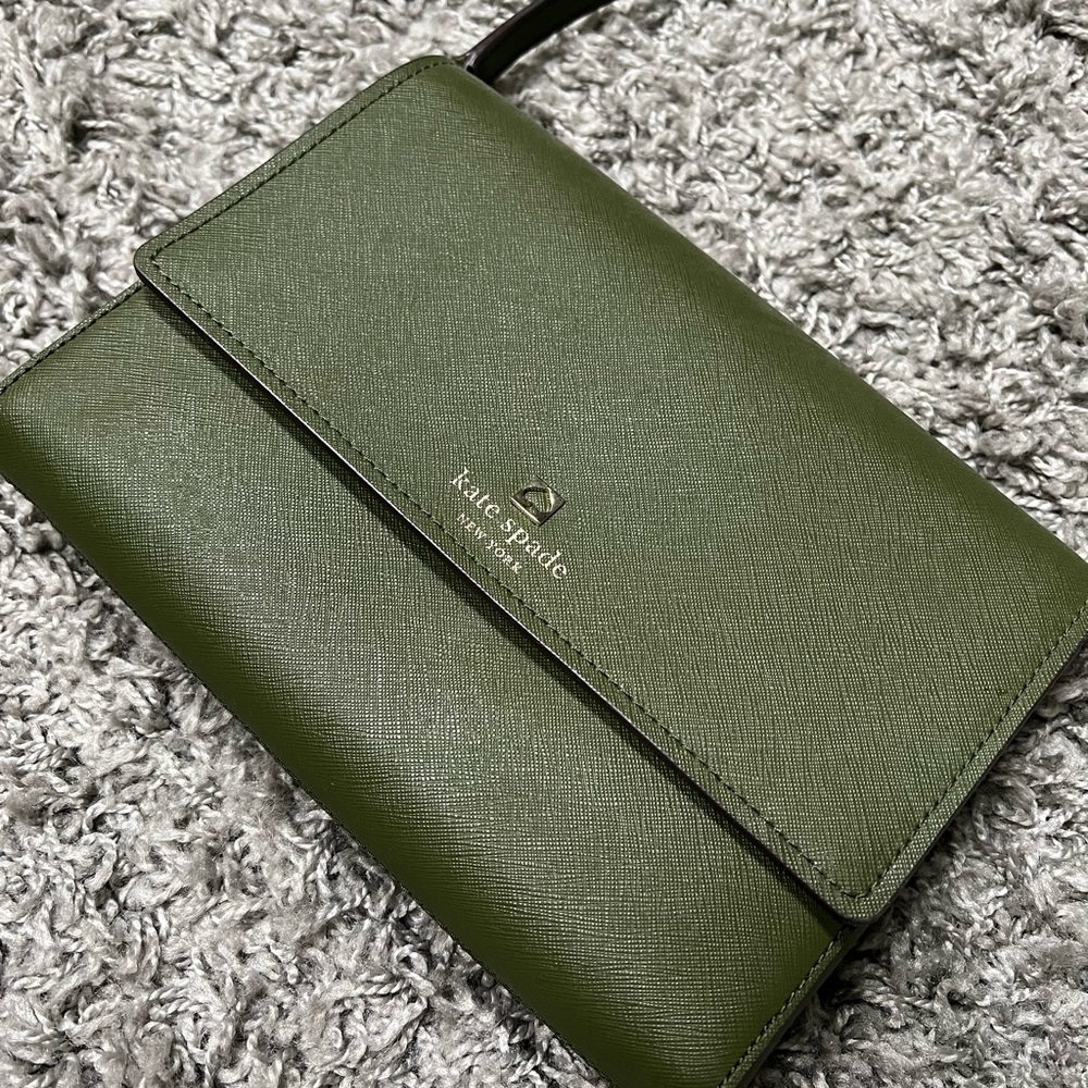 Kate spade crossbody purse